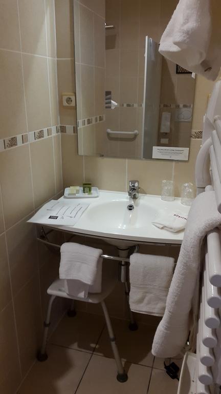 Ermitage Bouquet Hotel Rouen Eksteriør billede
