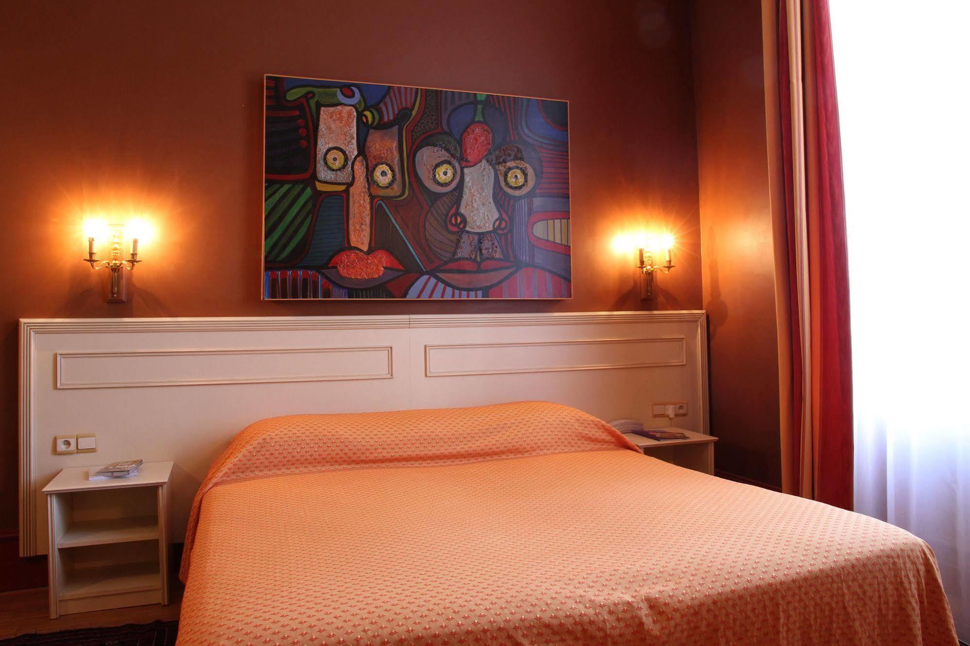 Ermitage Bouquet Hotel Rouen Eksteriør billede